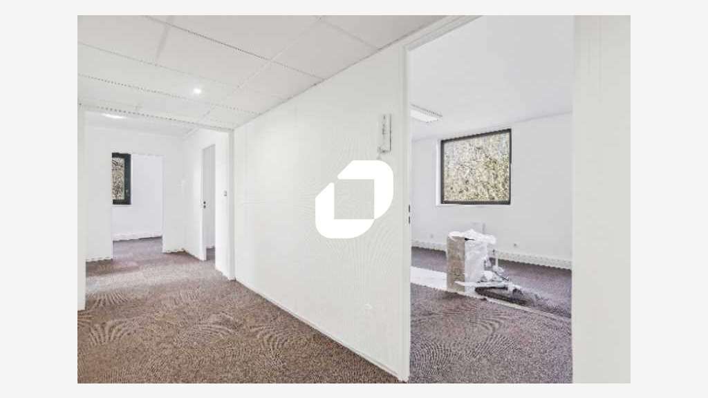 A louer Bureaux 36m² Lognes