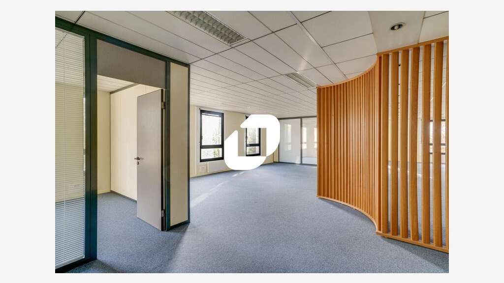 A louer Bureaux 207m² Lognes