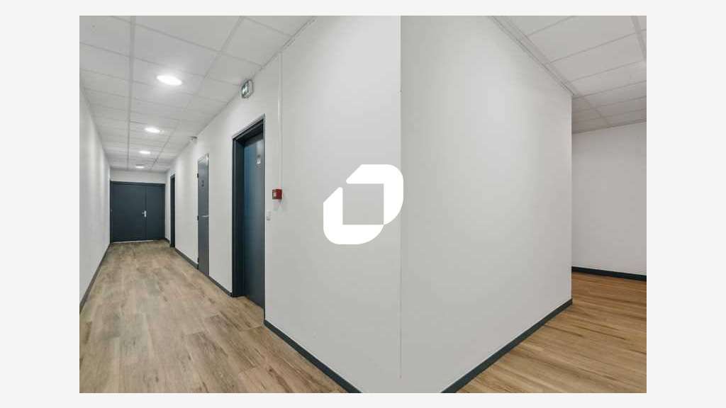 A louer Bureaux 494m² Lognes