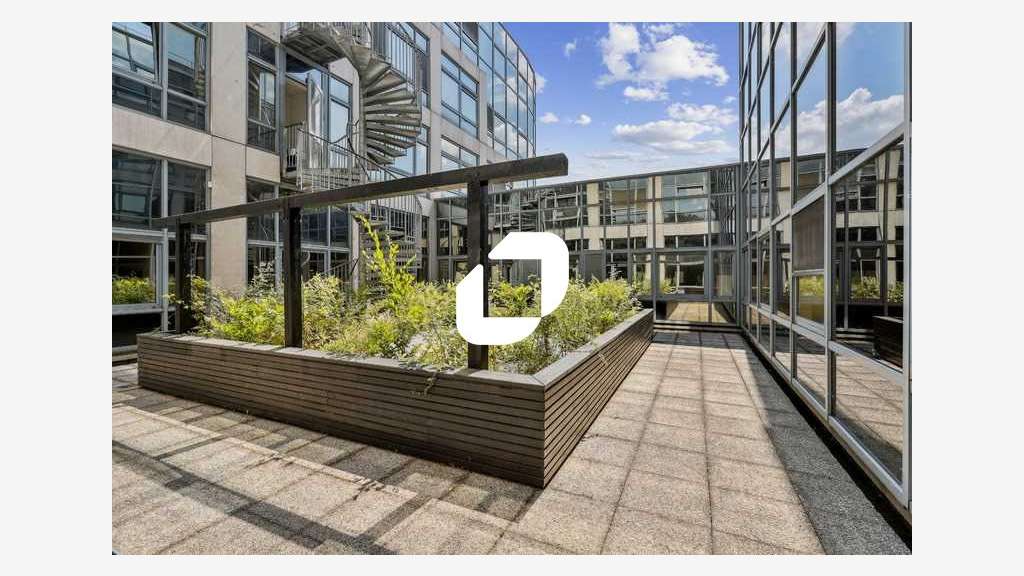 A louer Bureaux 494m² Lognes