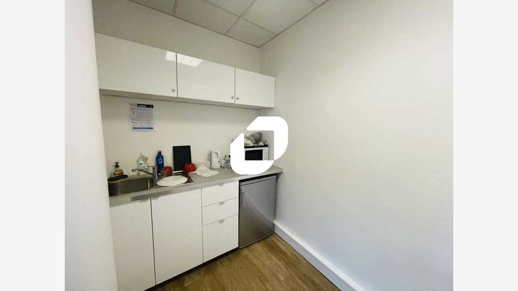 A louer Bureaux 167m² Lognes