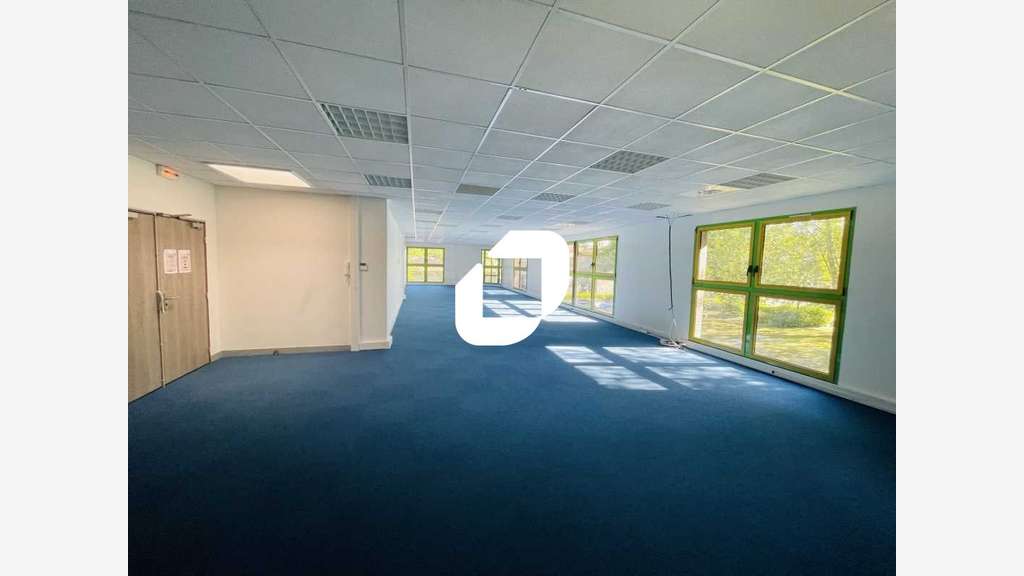 A louer Bureaux 167m² Lognes