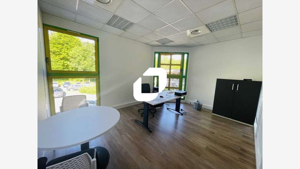A louer Bureaux 167m² Lognes