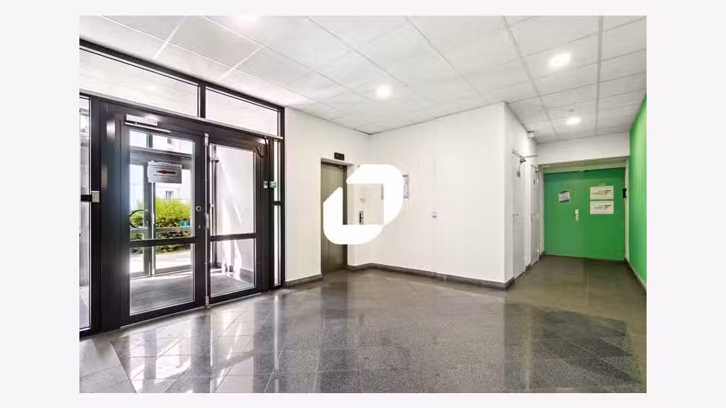 A louer Bureaux 196m² Lognes