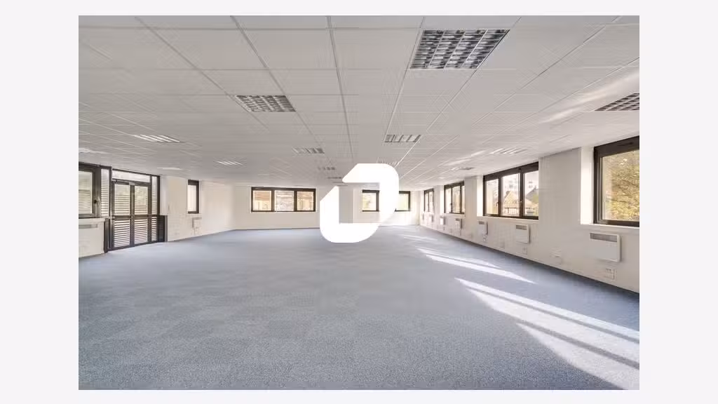 A louer Bureaux 147m² Lognes