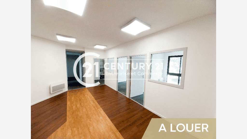 A louer plateau bureaux 124m² R+1 Loire-Atlantique