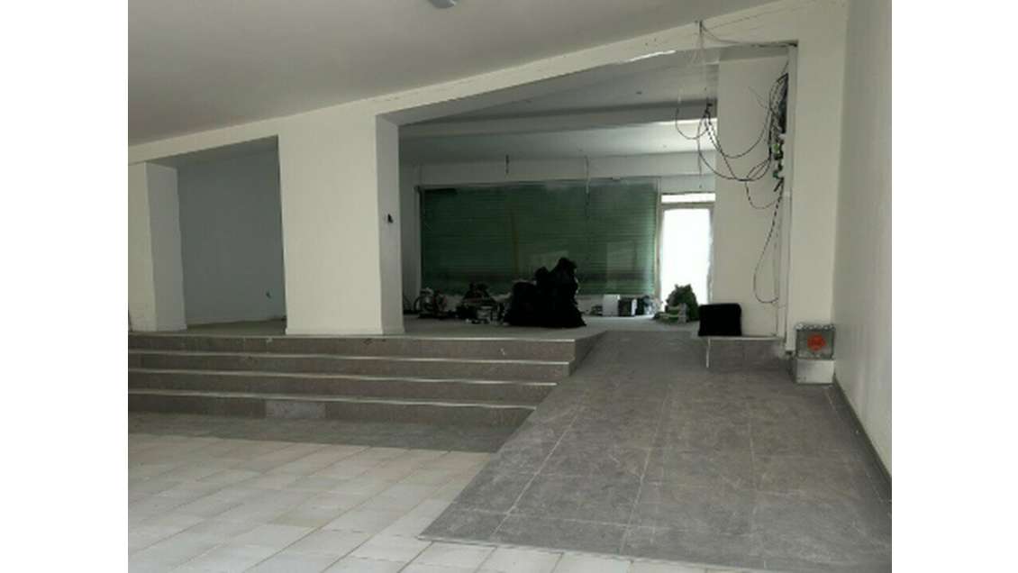 Bureaux 280m² à louer à Longuenesse (62)