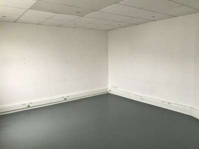 Plateau de bureaux 51m² à louer à Longuenesse (62)