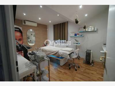A louer local professionnel 95m² à Dijon
