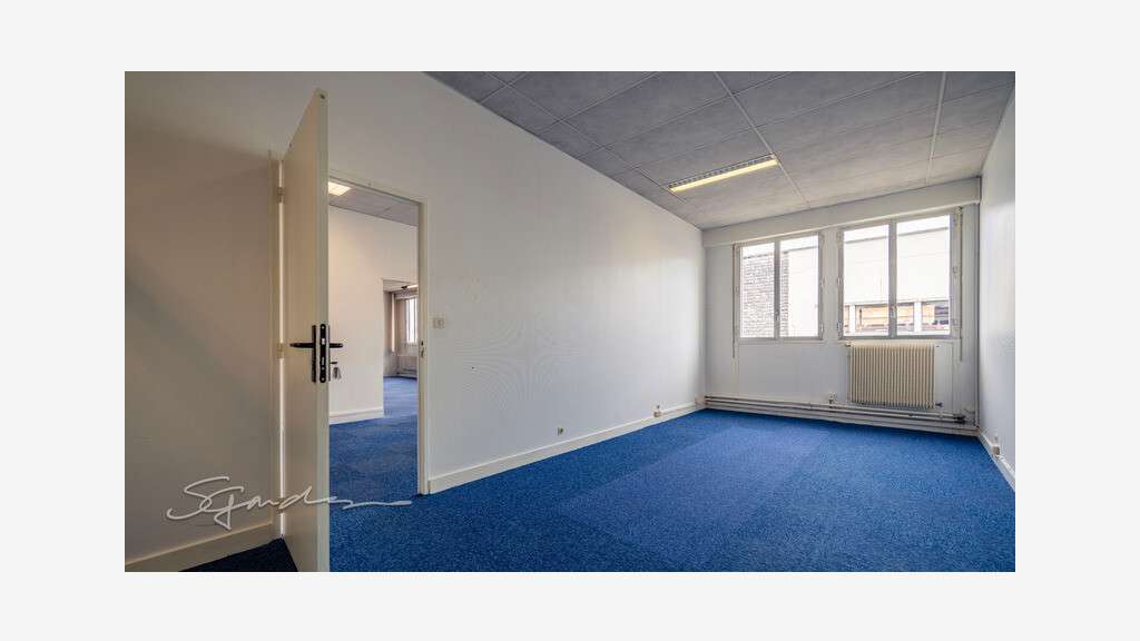 A louer bureau 430m² zone Induspal à Lons