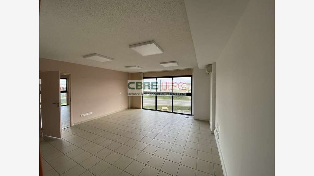 LOCATION - REF : 8403FL/JF2
