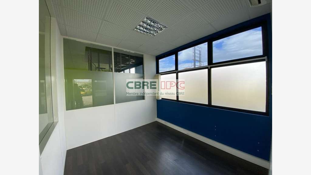 LOCATION - REF : 8403FL/JF2
