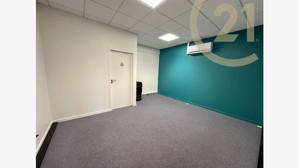 Bureaux 48m² à louer à Lons le Saunier centre