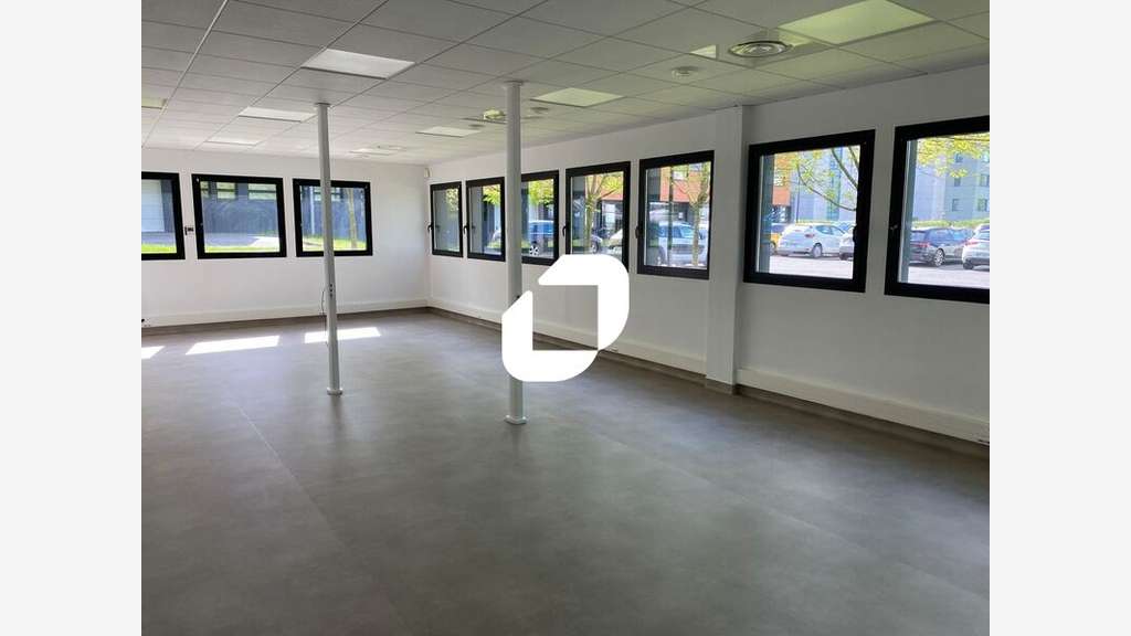 A louer Bureaux 1899m² Loos