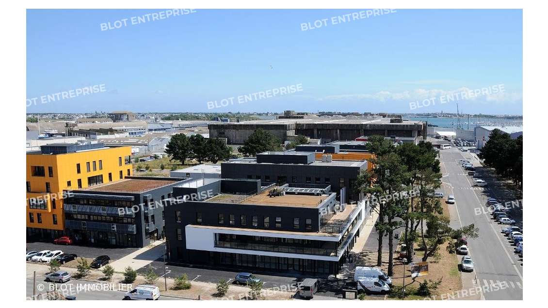 A louer bureaux 85m² R+1 à Lorient La Base
