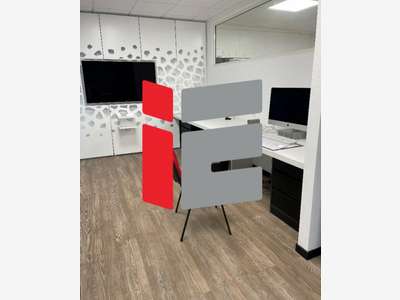 A louer bureaux 113m² RDC en entrée de Lorient
