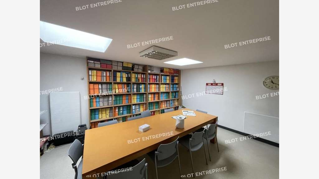 A louer bureaux 170m² Lorient proche voie express