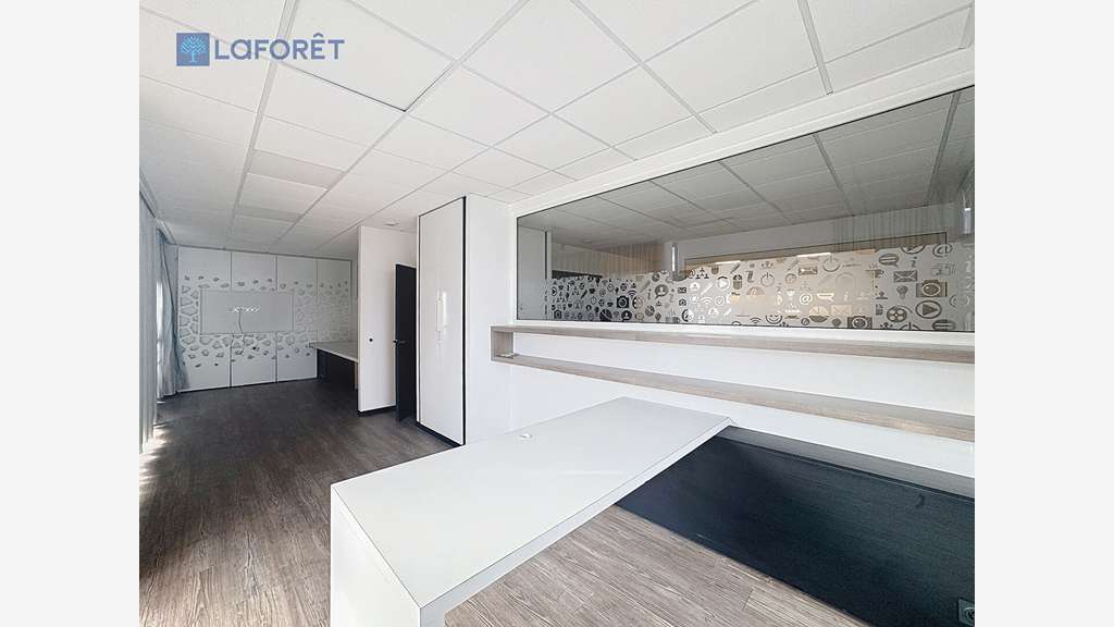 A louer bureaux de 113m²en RDC à Lorient