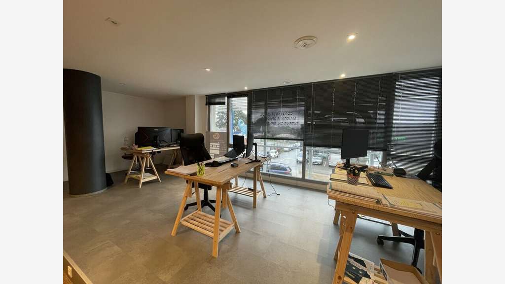 A louer bureaux aménagés de 75m² à Lorient