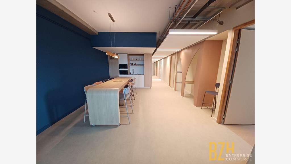 A louer bureaux neuf 46m² R+1 à Lorient