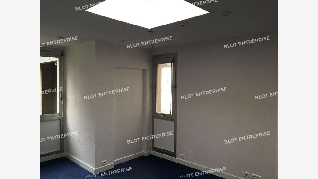 A louer bureaux 160m² à Lorient centre