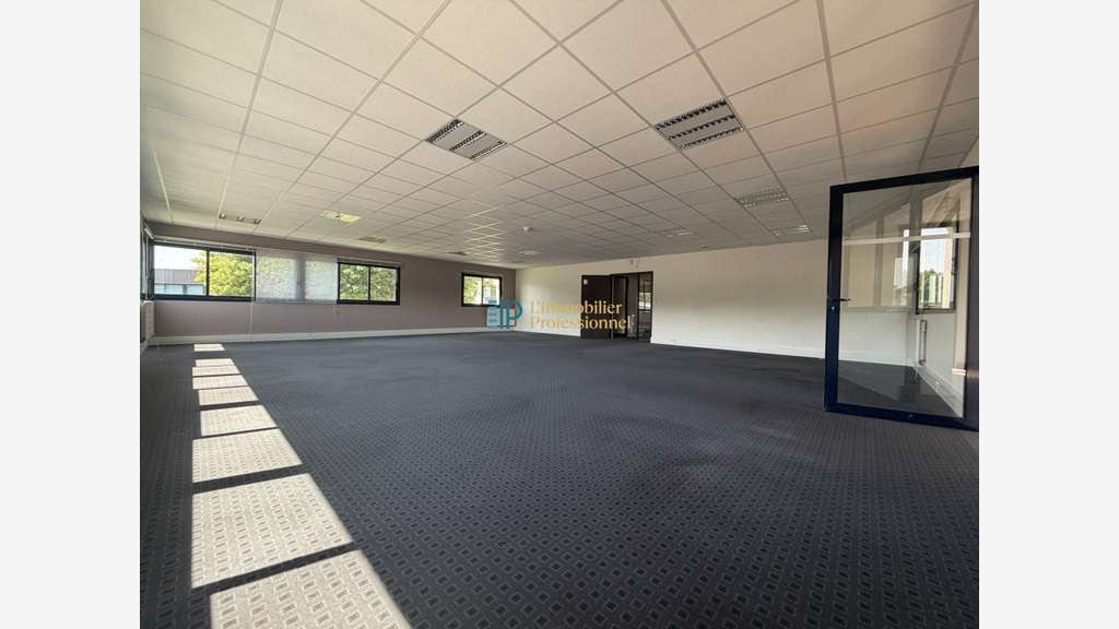 A louer bureaux 390m² Larmor Plage