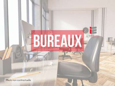Bureaux de 60m² à louer au 1er étage à Lorient