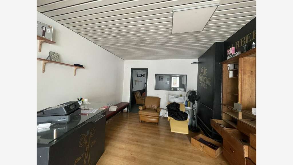 A louer local 34m² belle visibilité à Lorient