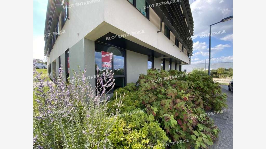 A louer bureaux de 184m² en RDC à Lorient