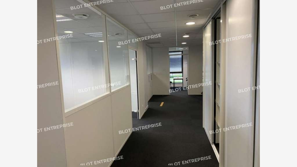 A louer bureaux de 184m² en RDC à Lorient