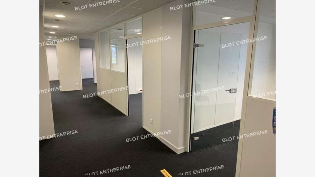 A louer bureaux de 184m² en RDC à Lorient