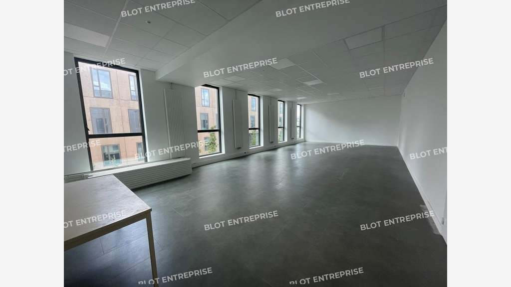 A louer bureaux de 70m² à Lorient secteur gare
