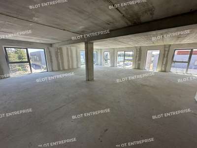 À LOUER - BUREAUX 135 m² - LORIENT