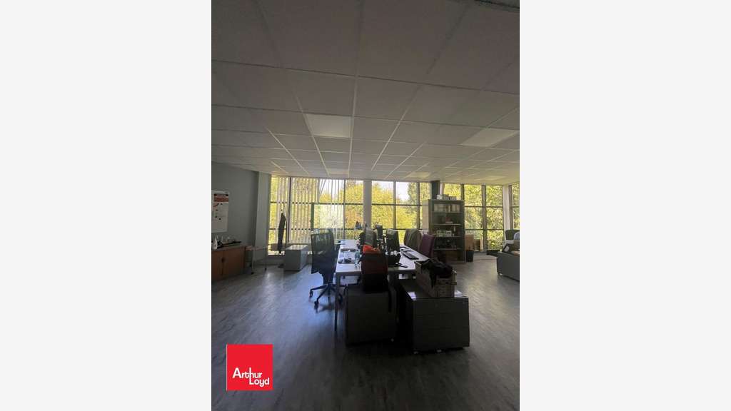 A louer immeuble 1364m² agglomération Chartres