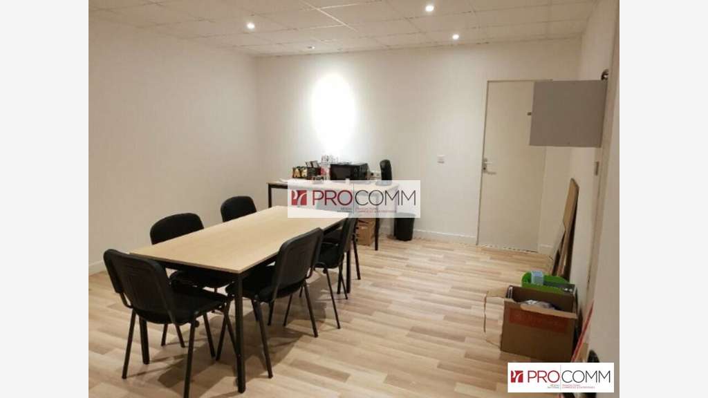 Bureaux 166m² à louer à Luisant  agglo de Chartres