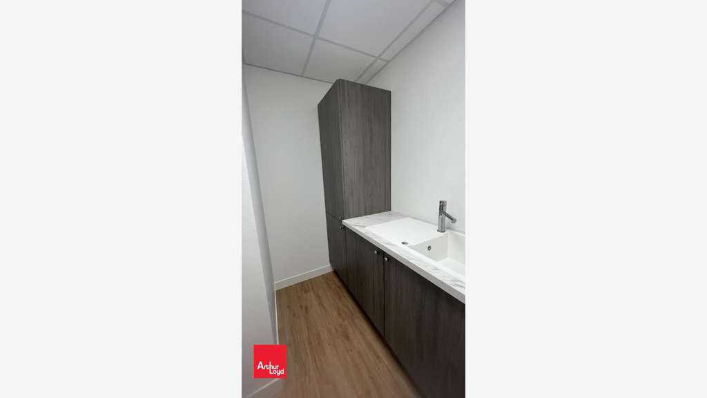 A louer bureaux 96m² Luisant accès direct rocade