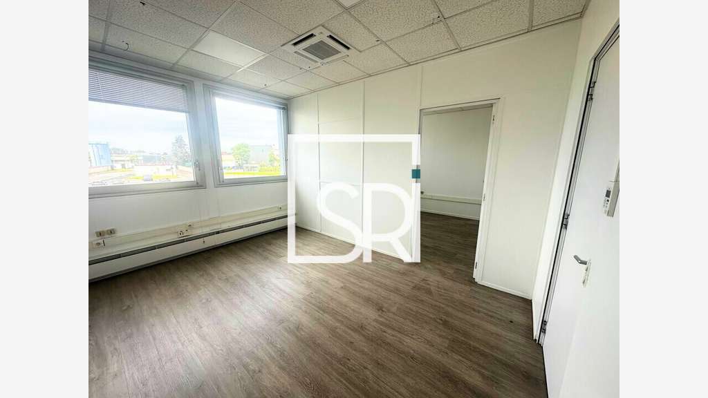 A louer bureaux 26m² R+2 à Cournon-d'Auvergne