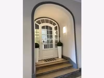 Bureau 96m² à louer adresse prestigieuse à Reims