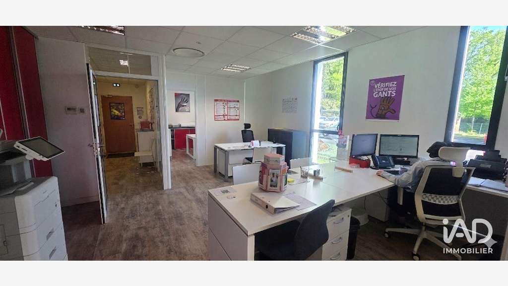 A louer bureaux lumineux 131m² à Orvault