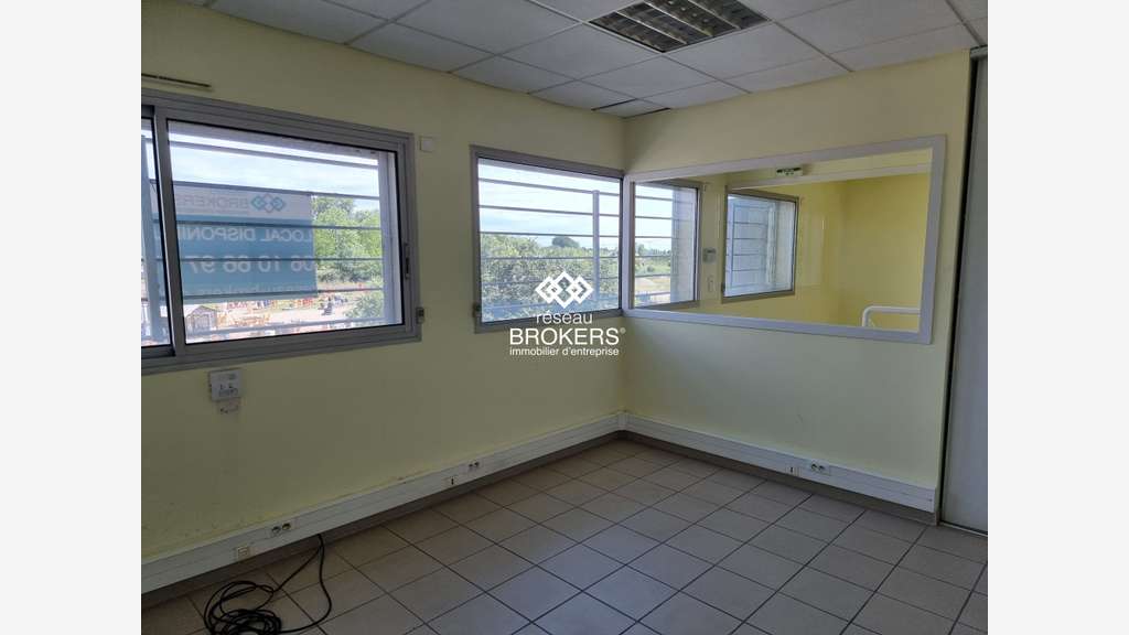 Bureaux - 100 m² - A louer - Lunel
