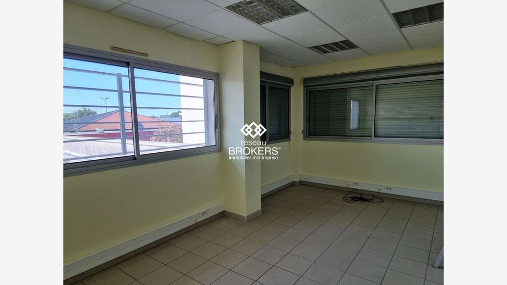 Bureaux - 100 m² - A louer - Lunel