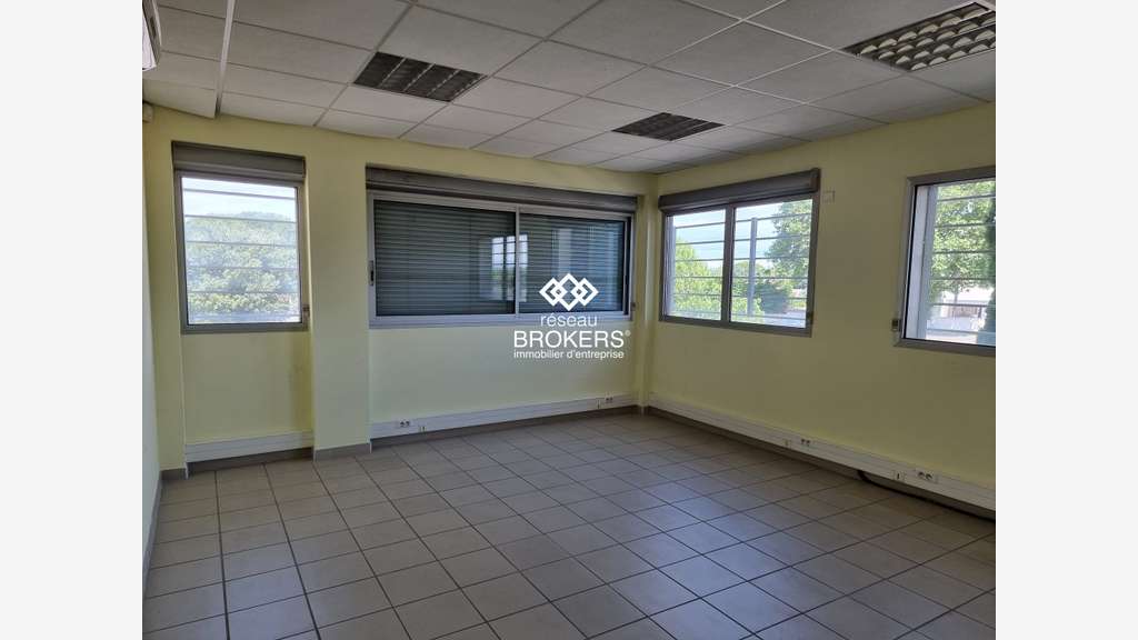 Bureaux - 100 m² - A louer - Lunel