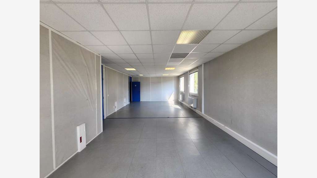 IMMEUBLE BUREAU INDEPENDANT 1194M²