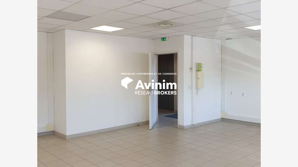 Bureaux 50m² RDC à louer à Lunel