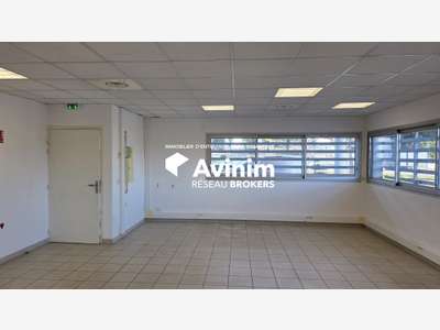 Bureaux 50m² RDC à louer à Lunel