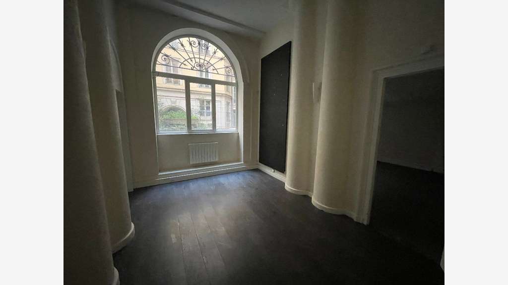bureaux à LOUER Lyon 1