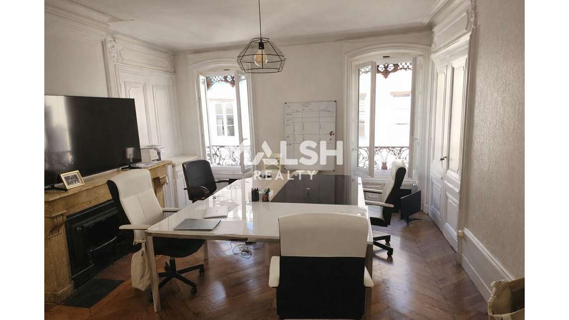 A louer bureaux 99m² Lyon 1er Presqu'île 