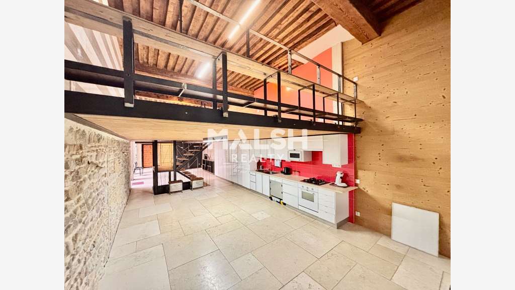 Loue bureaux de 180 et 54m² à Lyon 69001