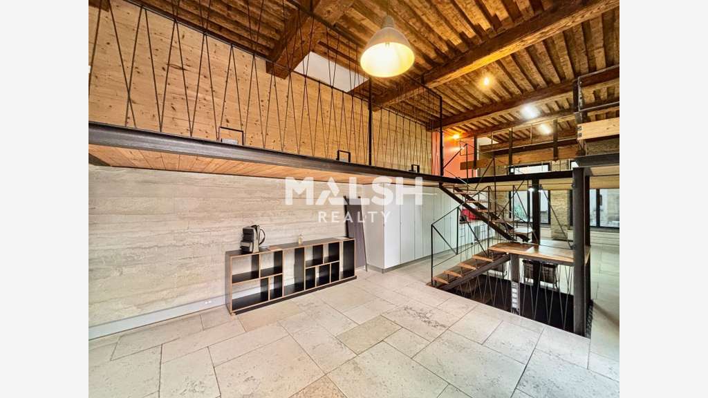 Loue bureaux de 180 et 54m² à Lyon 69001