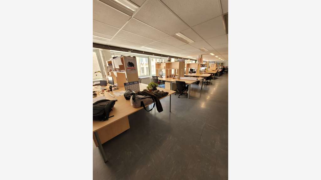A louer bureaux 200m² à Lyon 1 métro Croix Rousse
